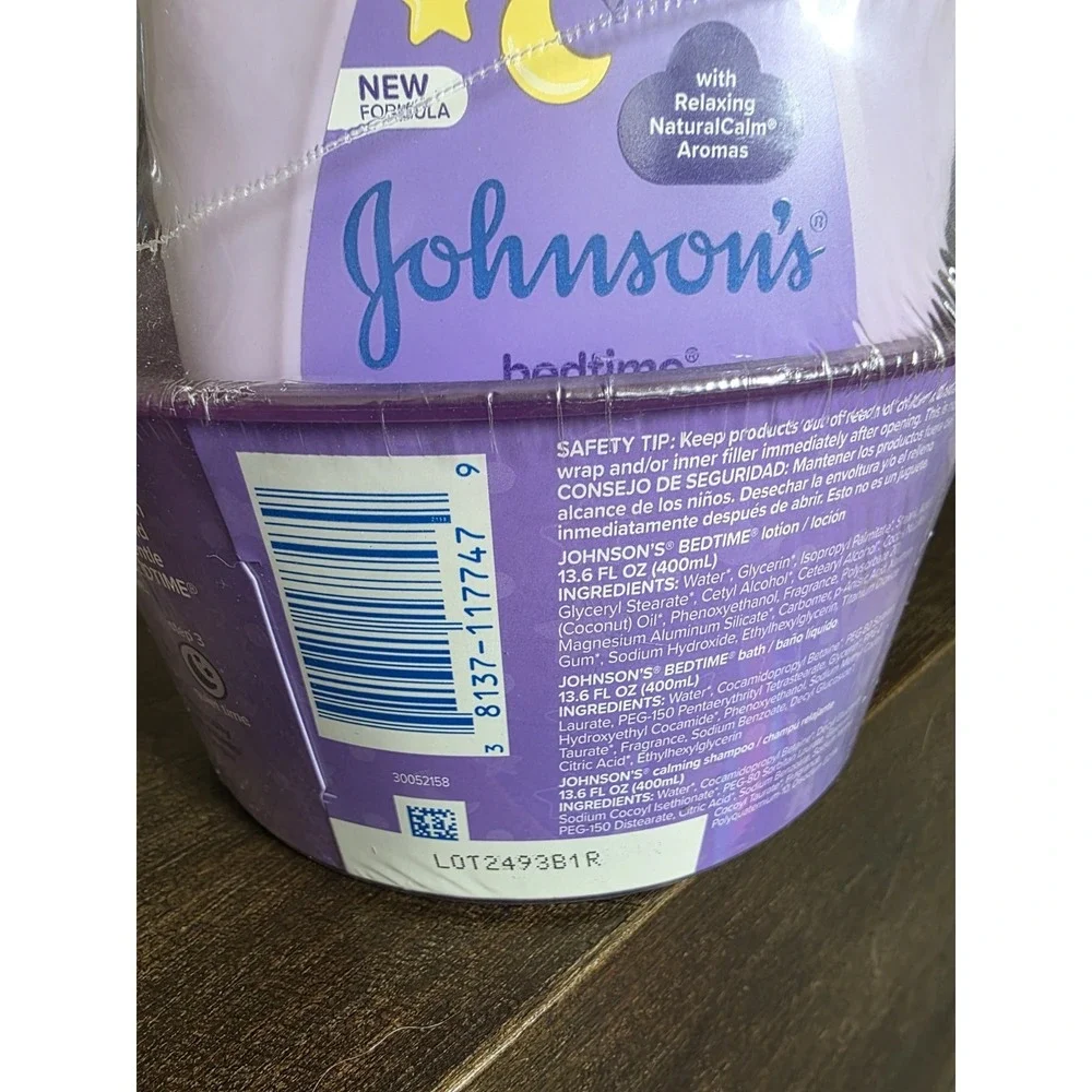 Johnson's Sleepy Time Relaxing Baby Bedtime Gift Set Shampoo Lotion Soap Carrier